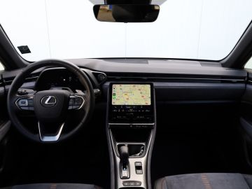 Lexus LBX
